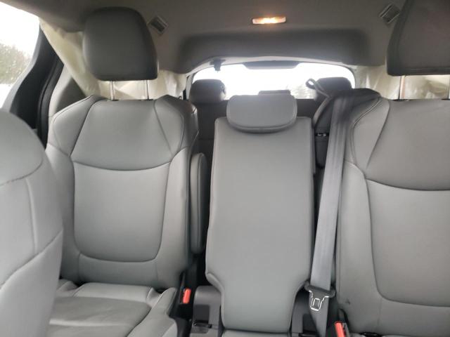 Photo 9 VIN: 5TDYRKEC7PS160567 - TOYOTA SIENNA XLE 