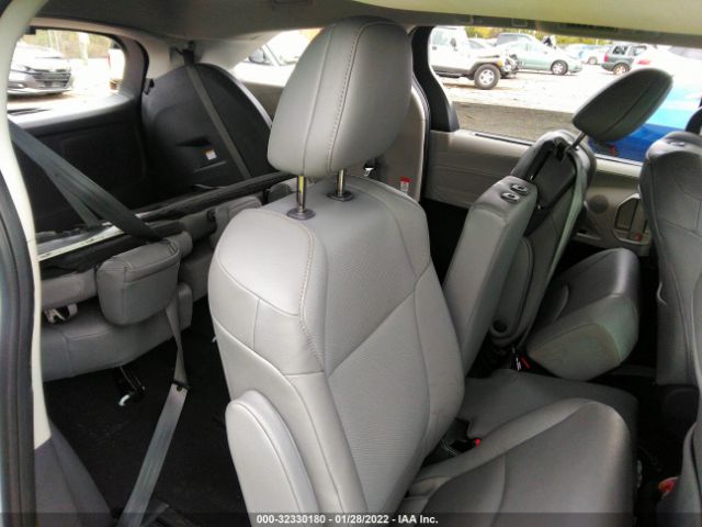 Photo 7 VIN: 5TDYRKEC8MS013881 - TOYOTA SIENNA 