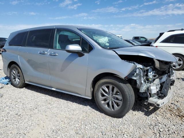 Photo 3 VIN: 5TDYRKEC8NS111892 - TOYOTA SIENNA 