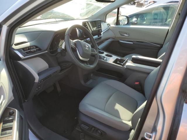 Photo 6 VIN: 5TDYRKEC8NS115473 - TOYOTA SIENNA XLE 