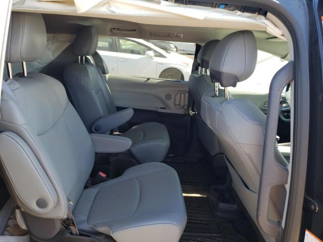 Photo 9 VIN: 5TDYRKEC8PS140196 - TOYOTA SIENNA XLE 