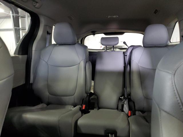 Photo 9 VIN: 5TDYRKEC8PS156317 - TOYOTA SIENNA XLE 