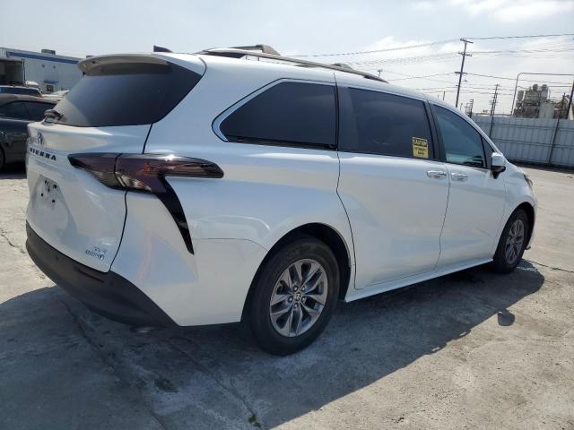 Photo 2 VIN: 5TDYRKEC8PS160593 - TOYOTA SIENNA XLE 