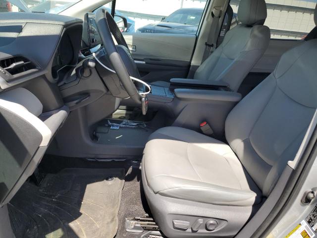 Photo 6 VIN: 5TDYRKEC9MS003859 - TOYOTA SIENNA XLE 