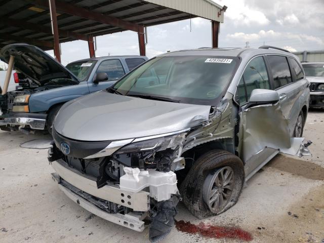 Photo 1 VIN: 5TDYRKEC9MS009256 - TOYOTA SIENNA XLE 