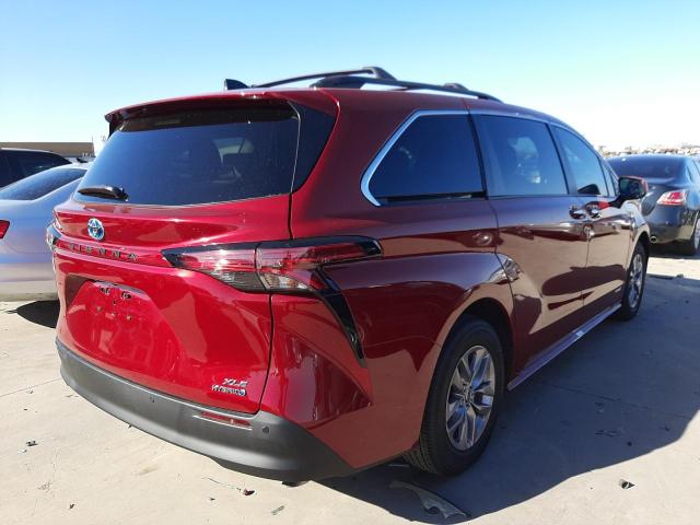 Photo 3 VIN: 5TDYRKEC9MS040572 - TOYOTA SIENNA XLE 