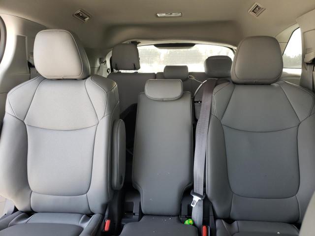 Photo 9 VIN: 5TDYRKEC9MS054052 - TOYOTA SIENNA XLE 