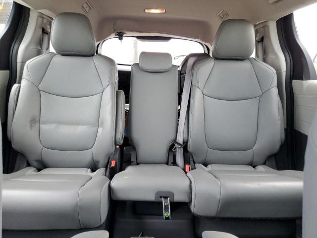 Photo 9 VIN: 5TDYRKEC9MS069568 - TOYOTA SIENNA XLE 