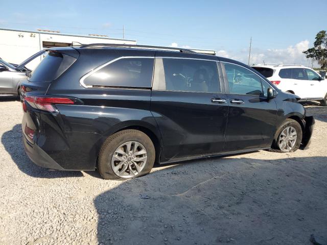 Photo 2 VIN: 5TDYRKEC9NS083827 - TOYOTA SIENNA XLE 