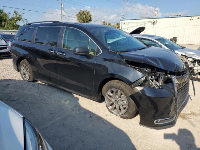 Photo 3 VIN: 5TDYRKEC9NS083827 - TOYOTA SIENNA XLE 