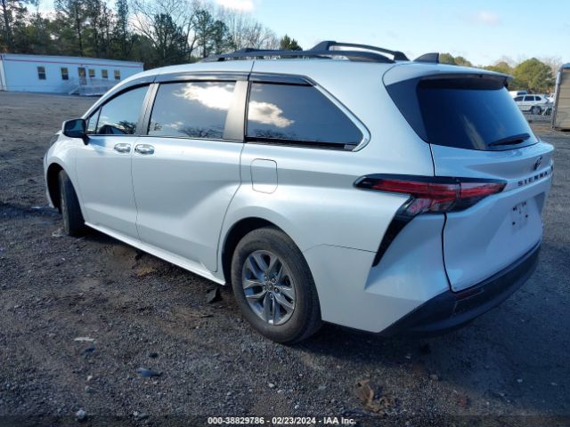 Photo 2 VIN: 5TDYRKEC9NS091734 - TOYOTA SIENNA 