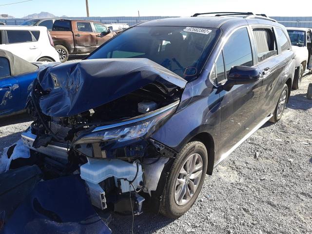 Photo 1 VIN: 5TDYRKEC9NS101419 - TOYOTA SIENNA XLE 