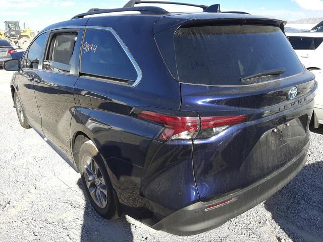 Photo 2 VIN: 5TDYRKEC9NS101419 - TOYOTA SIENNA XLE 