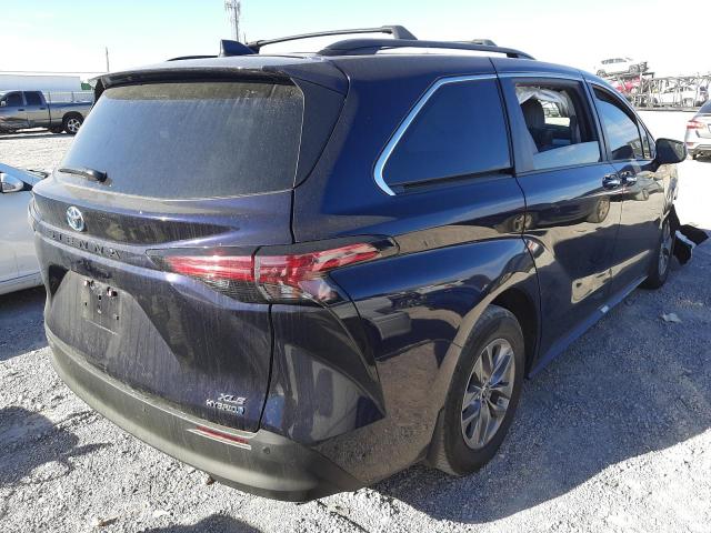 Photo 3 VIN: 5TDYRKEC9NS101419 - TOYOTA SIENNA XLE 