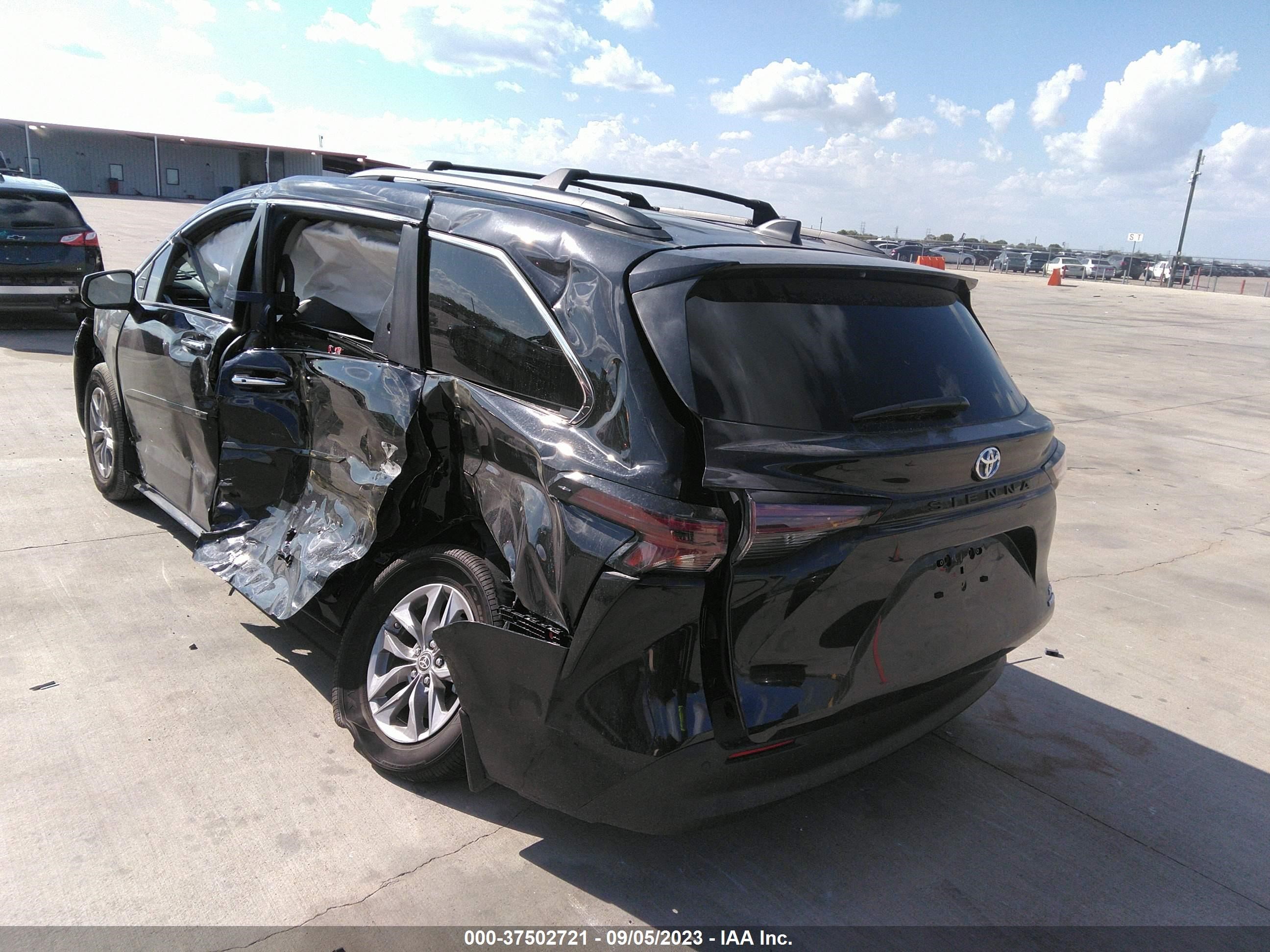 Photo 5 VIN: 5TDYRKEC9PS166998 - TOYOTA SIENNA 