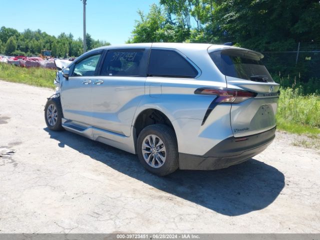 Photo 2 VIN: 5TDYRKEC9PS168380 - TOYOTA SIENNA 