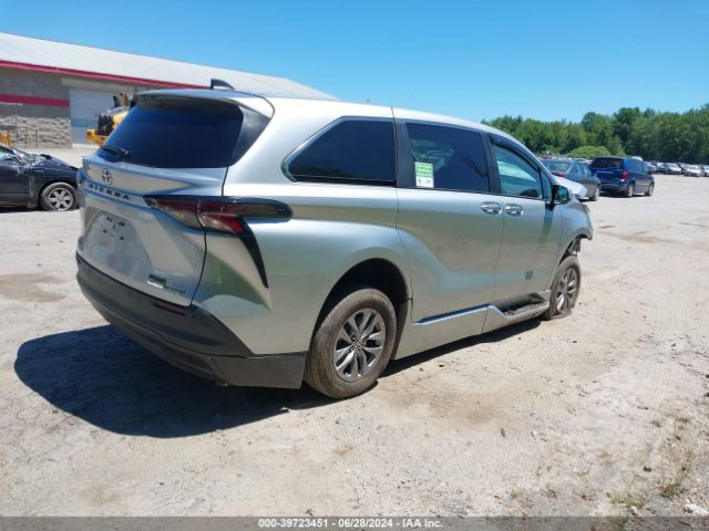 Photo 3 VIN: 5TDYRKEC9PS168380 - TOYOTA SIENNA 