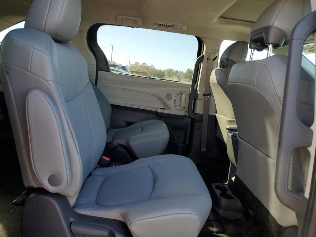 Photo 10 VIN: 5TDYRKEC9RS194934 - TOYOTA SIENNA XLE 