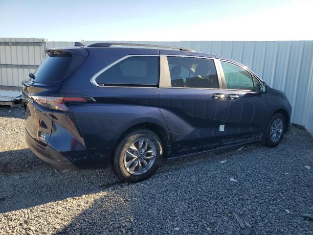 Photo 2 VIN: 5TDYRKEC9RS194934 - TOYOTA SIENNA XLE 