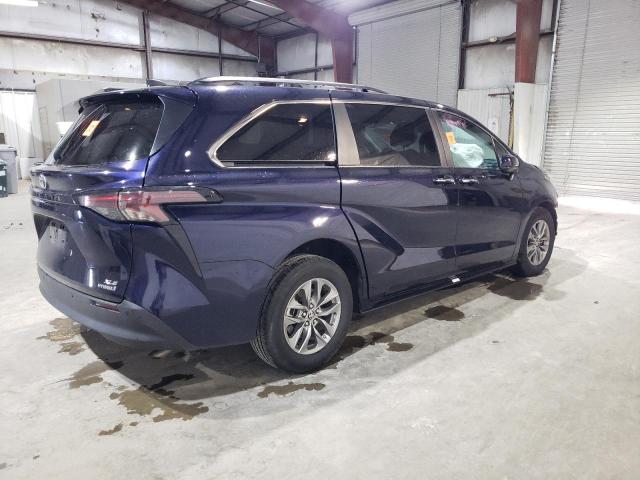 Photo 2 VIN: 5TDYRKEC9RS195274 - TOYOTA SIENNA XLE 