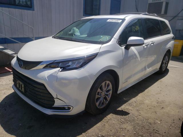 Photo 1 VIN: 5TDYRKECXMS005359 - TOYOTA SIENNA XLE 