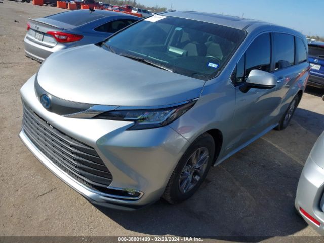 Photo 1 VIN: 5TDYRKECXMS011615 - TOYOTA SIENNA XLE 