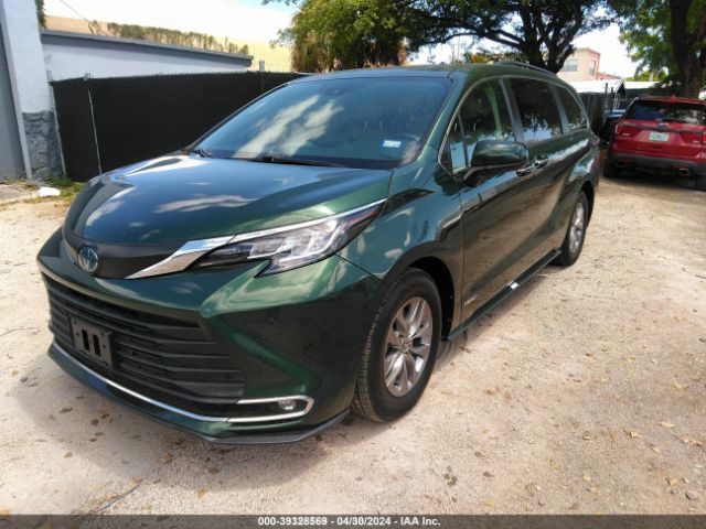 Photo 1 VIN: 5TDYRKECXMS012652 - TOYOTA SIENNA 