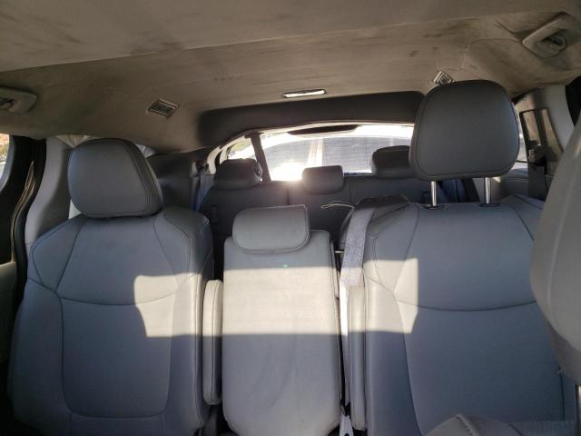 Photo 9 VIN: 5TDYRKECXRS193954 - TOYOTA SIENNA XLE 