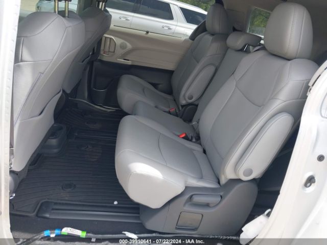 Photo 7 VIN: 5TDYRKECXRS203754 - TOYOTA SIENNA 