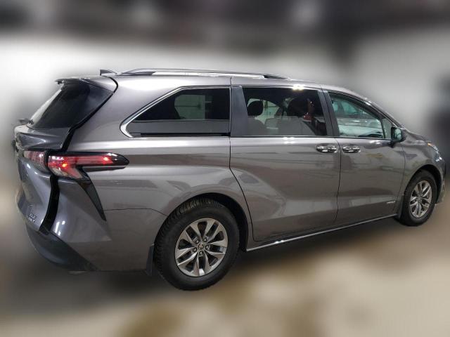 Photo 2 VIN: 5TDYSKFC0MS031634 - TOYOTA SIENNA XLE 