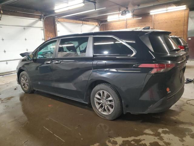 Photo 1 VIN: 5TDYSKFC1NS069021 - TOYOTA SIENNA XLE 