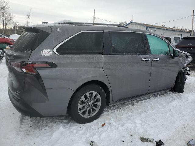 Photo 2 VIN: 5TDYSKFC1PS075677 - TOYOTA SIENNA XLE 