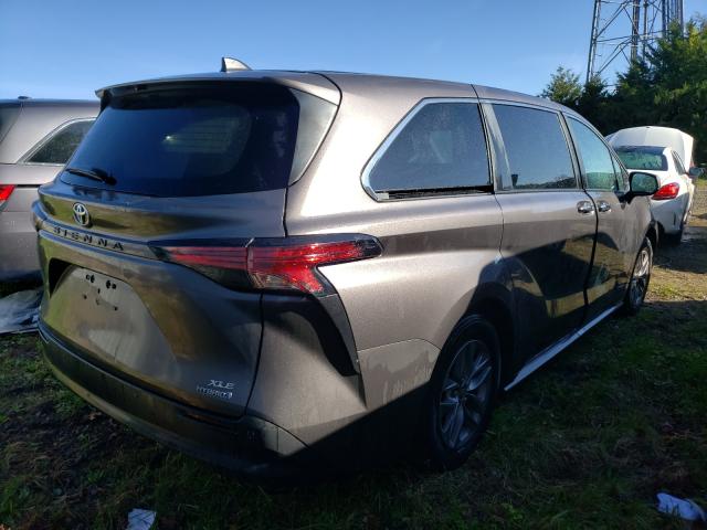 Photo 3 VIN: 5TDYSKFC2MS001700 - TOYOTA SIENNA XLE 