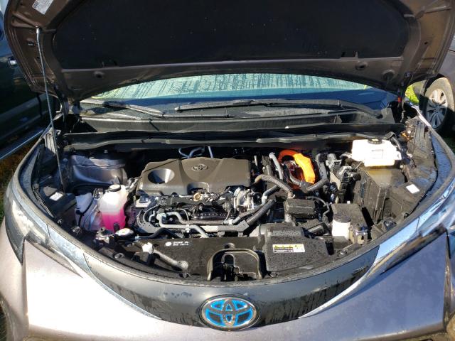 Photo 6 VIN: 5TDYSKFC2MS001700 - TOYOTA SIENNA XLE 