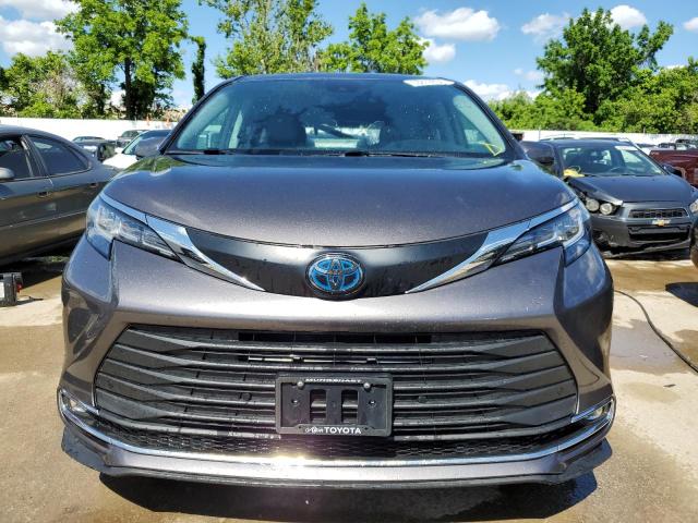 Photo 4 VIN: 5TDYSKFC3MS018859 - TOYOTA SIENNA XLE 