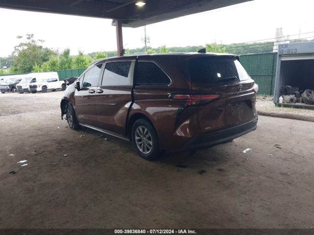 Photo 2 VIN: 5TDYSKFC4MS011869 - TOYOTA SIENNA 