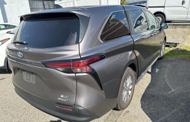 Photo 3 VIN: 5TDYSKFC5MS003134 - TOYOTA SIENNA XLE 