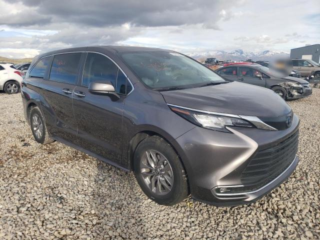 Photo 3 VIN: 5TDYSKFC5PS080350 - TOYOTA SIENNA XLE 