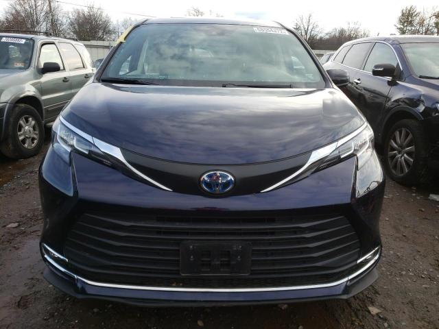 Photo 4 VIN: 5TDYSKFC6MS039821 - TOYOTA SIENNA XLE 