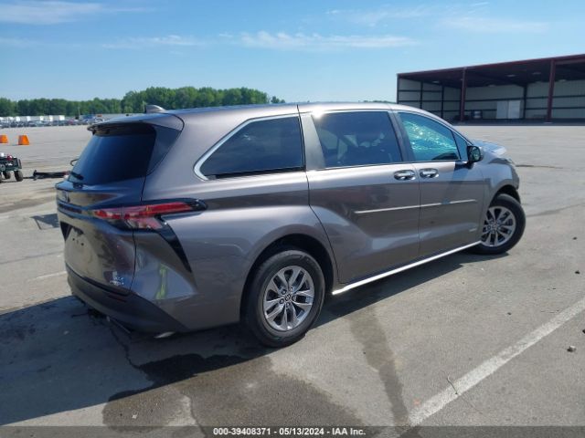 Photo 3 VIN: 5TDYSKFC7MS009856 - TOYOTA SIENNA 