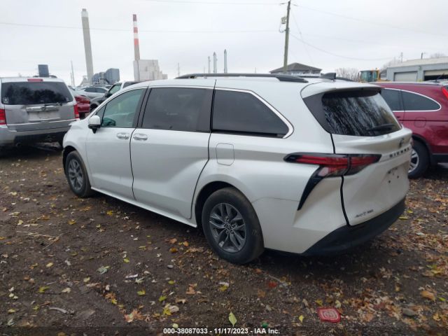 Photo 2 VIN: 5TDYSKFC7NS042504 - TOYOTA SIENNA 