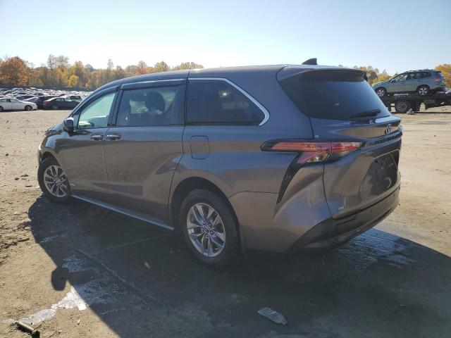 Photo 1 VIN: 5TDYSKFC9MS013245 - TOYOTA SIENNA XLE 