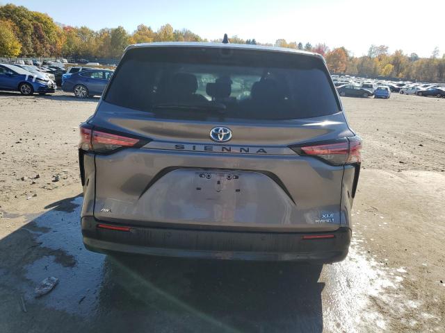 Photo 5 VIN: 5TDYSKFC9MS013245 - TOYOTA SIENNA XLE 