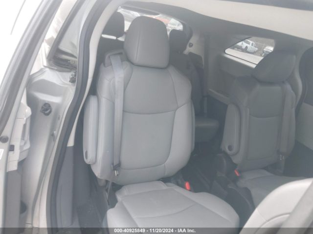 Photo 7 VIN: 5TDYSKFC9PS090721 - TOYOTA SIENNA 