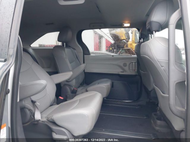 Photo 7 VIN: 5TDYSKFCXMS024030 - TOYOTA SIENNA 