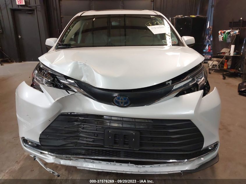 Photo 11 VIN: 5TDYSKFCXNS070300 - TOYOTA SIENNA 