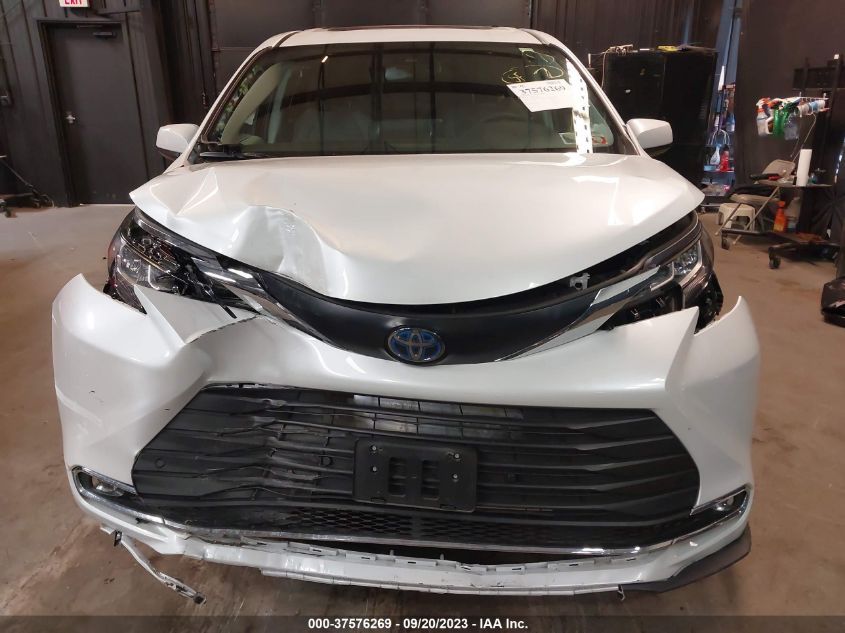 Photo 5 VIN: 5TDYSKFCXNS070300 - TOYOTA SIENNA 