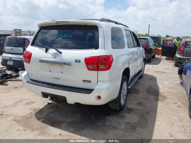 Photo 3 VIN: 5TDYY5G13BS031315 - TOYOTA SEQUOIA 