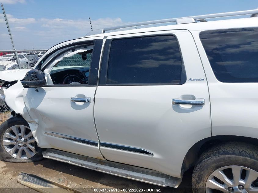 Photo 13 VIN: 5TDYY5G1XKS072170 - TOYOTA SEQUOIA 