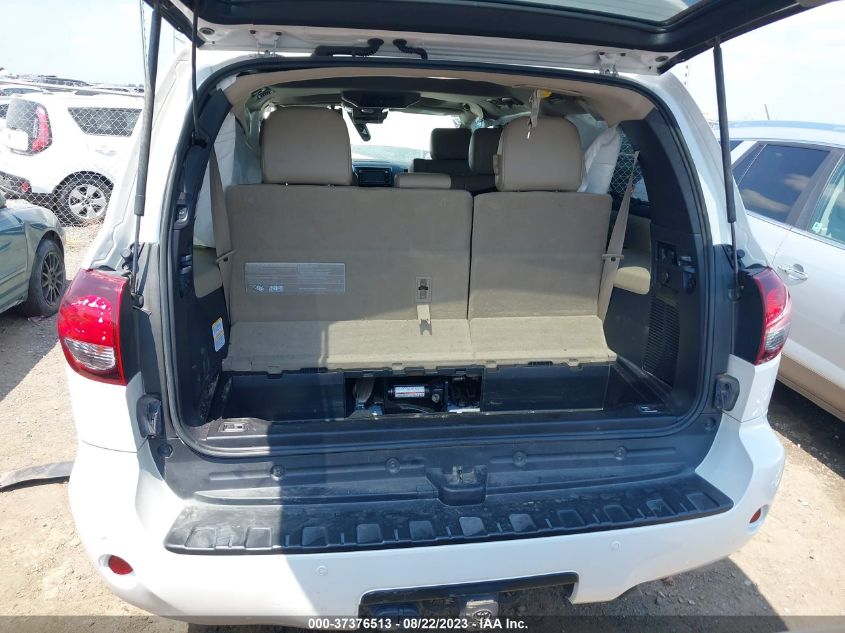 Photo 7 VIN: 5TDYY5G1XKS072170 - TOYOTA SEQUOIA 